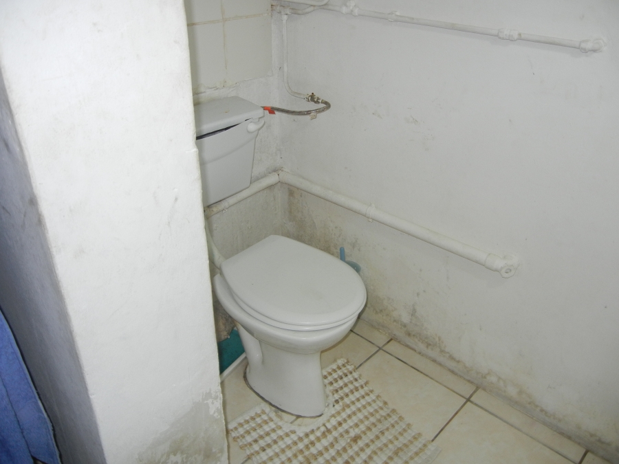 9 Bedroom Property for Sale in Sunnyridge Eastern Cape